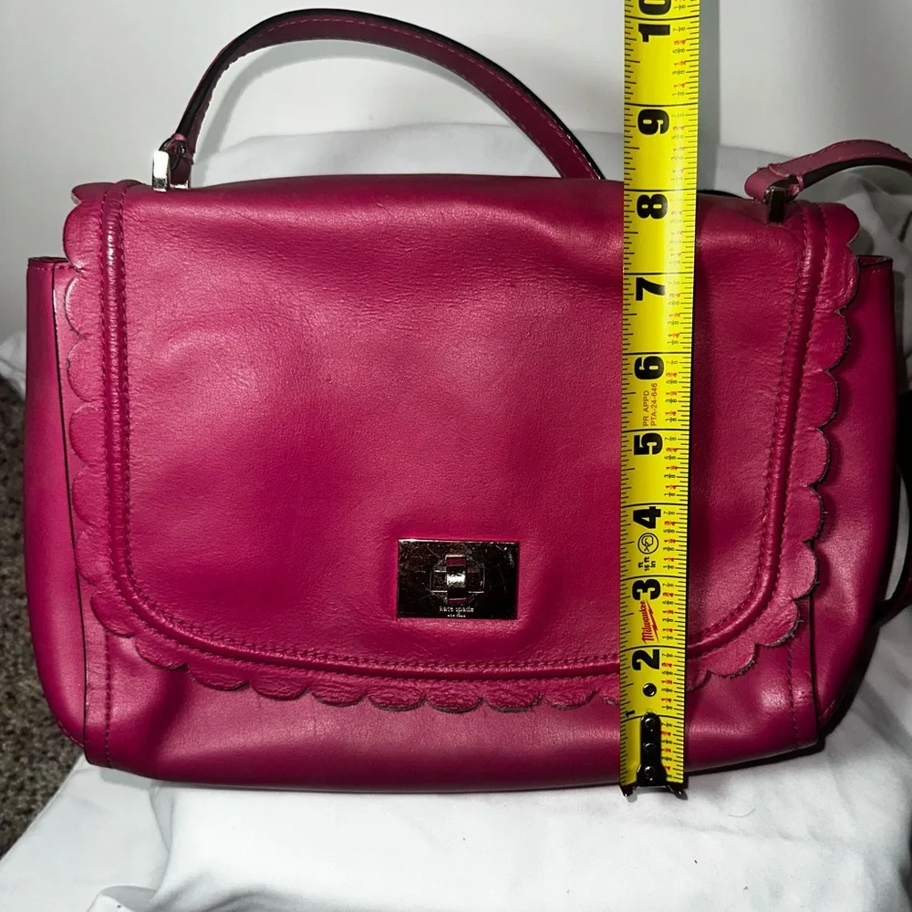 Kate Spade Maple Court Jazmin Scalloped Leather Crossbody Bag in Pink - Picture 14 of 15